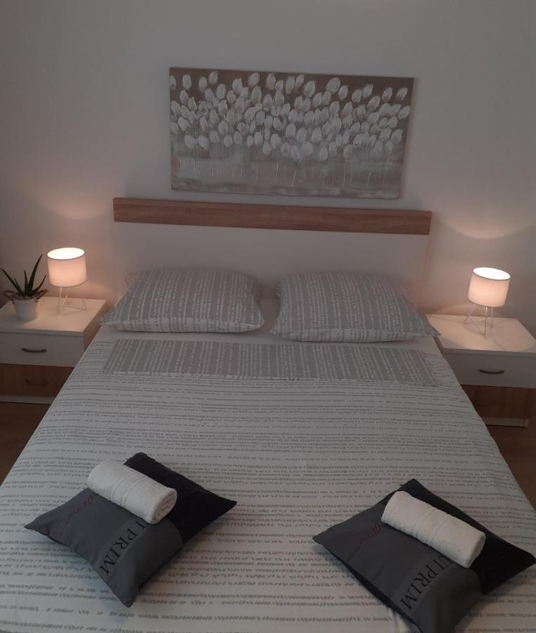 Apartment & Rooms Riva Vodice Exterior foto