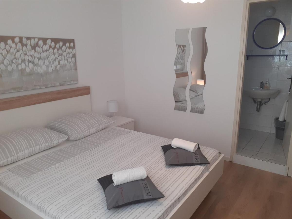 Apartment & Rooms Riva Vodice Exterior foto